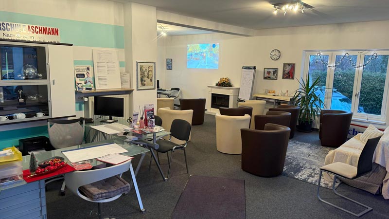 Fahrschule Aschmann Zorneding – Innenraum / Büro
